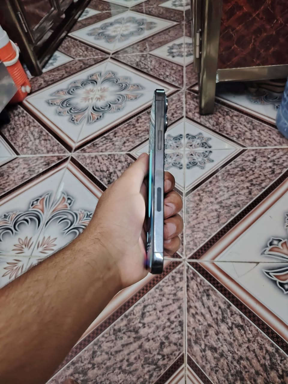 سلام عليكم
ايفون 13برو ماكس
ذاكره ٢٥٦
فيس أيدي واكف 
بطاريه مبدله ١٠٠ شاشه مبدله تعبانه 
سعر 360 بي مجال
مكان بغداد محموديه
شراي خاص
رقم ***********
