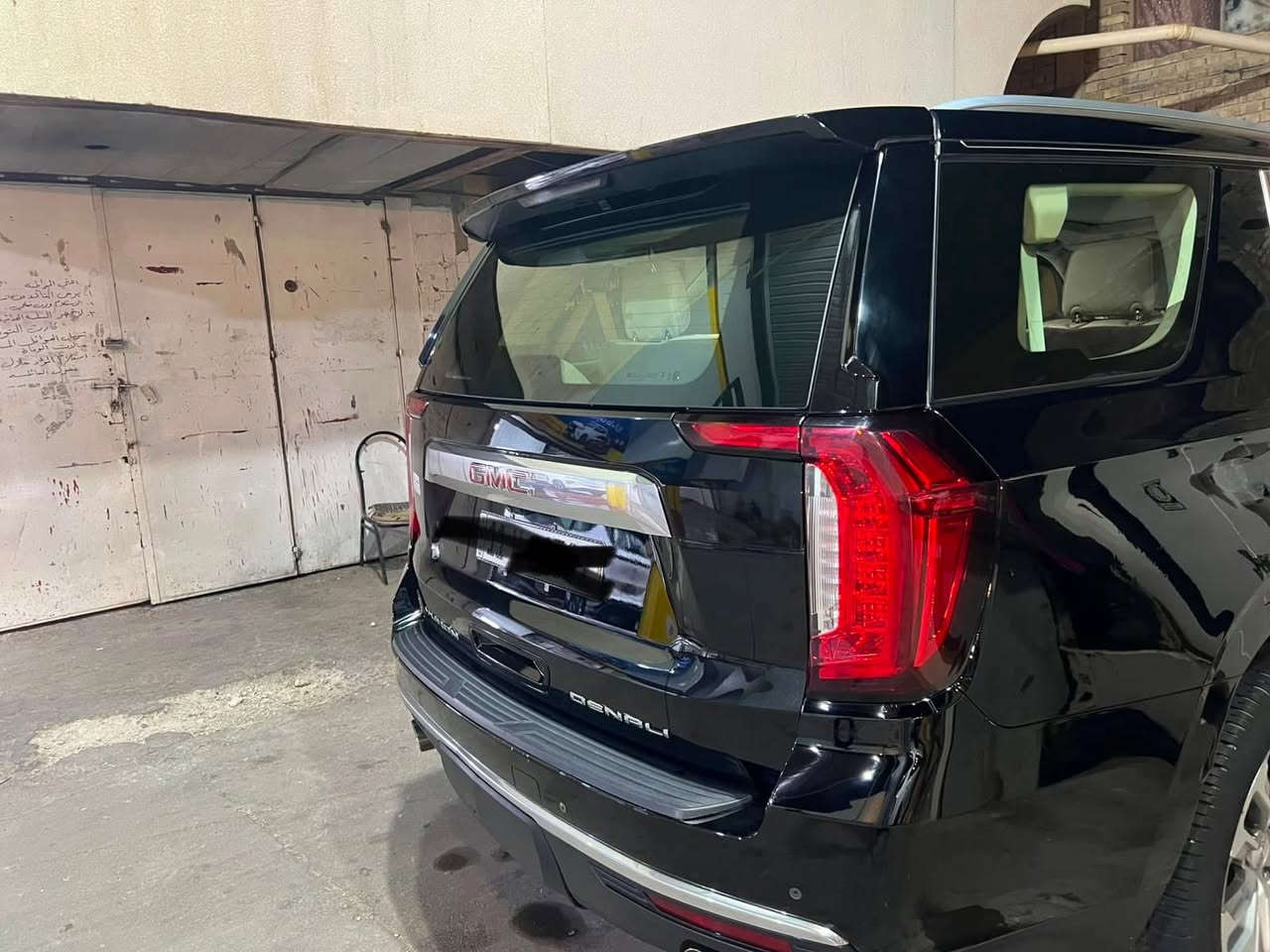 🚘 للبيع جي إم سي فئة دينالي 2023 خليجي 🔥
السيارة بدون صبغ، فقط على كد شبرbbrبالجاملغ الخلفي وحالوب قليل بالبونيد  
كيس الكير مفتوح والبقيه مكفوله كفاله عامه من الصبغ والتبديل 

📍 ماشية 60  ألف كيلو متر حقيقي
السيارة أغراض الشركة كاملة، وكل شيء موجود بيها، ومنها: ✅ بصمتين كيلوكات
✅ أرضيات أصلية عليه سيرفس كامل
✅ مكينة مكفوله كفاله عامه 
✅ بدون أي نقص استخدام شخصي
✅ سنوية باسمي شخصياً
✅ كير مكينة صدر كله بلات بدون نقص، برغي عليه بولش جديد
✅ السيارة خاضعة للفحص وبعدها بالضمان 
المواصفات: 🔹 بصمة
🔹 بانوراما
🔹 داخل أبيض VIP منفصل
🔹 شاشات خلفية
🔹 جكاير
🔹 داشتو
🔹 خمس كاميرات
🔹 عدادات ديجيتال
🔹 كشنات ميموري خزن
🔹 تدفئة وتبريد بالكشنات الأمامية
🔹 تدفئة بالكشنات الخلفية
🔹 جنطة كهرباء
🔹 زاردات محيطية على طول السيارة
🔹 داخل قهوي مرغوب بالدينالي
🔹 هاند بريك بصمة
🔥 السيارة نظيفة جداً ومواصفاتها كاملة
📞 السعر 48000 الف دولار 
للاستفسار الاتصال على الرقم 
***********

