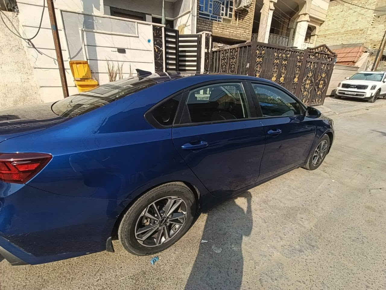 السلام عليكم كيا فورتي واردامريكي موديل٢٠٢٤ الحادث موضح بالصور كير ومحرك مكفول صدر وتبريد مكفوله السياره فئة leمرقم بغداد  الانكليزي الاتصال على الرقم*********** والرزق على الله

نص مكتوب في الصور:
- 2024 KI... bid.cars 3 / 12 Similar archi... You are watching archived offer. Auction ended on Friday, June 28, 2024. طرَح سؤال
- 2/ 12
- 2024 KI...
- bid.cars
- Similar archived offers
- You are watching archived
- offer. Auction ended on
- Friday, June 28, 2024.
- طرح سؤال
- 2024 KI... bid.cars 1 / 12 1:1 Similar archa ers You are watching archived طرح سؤال