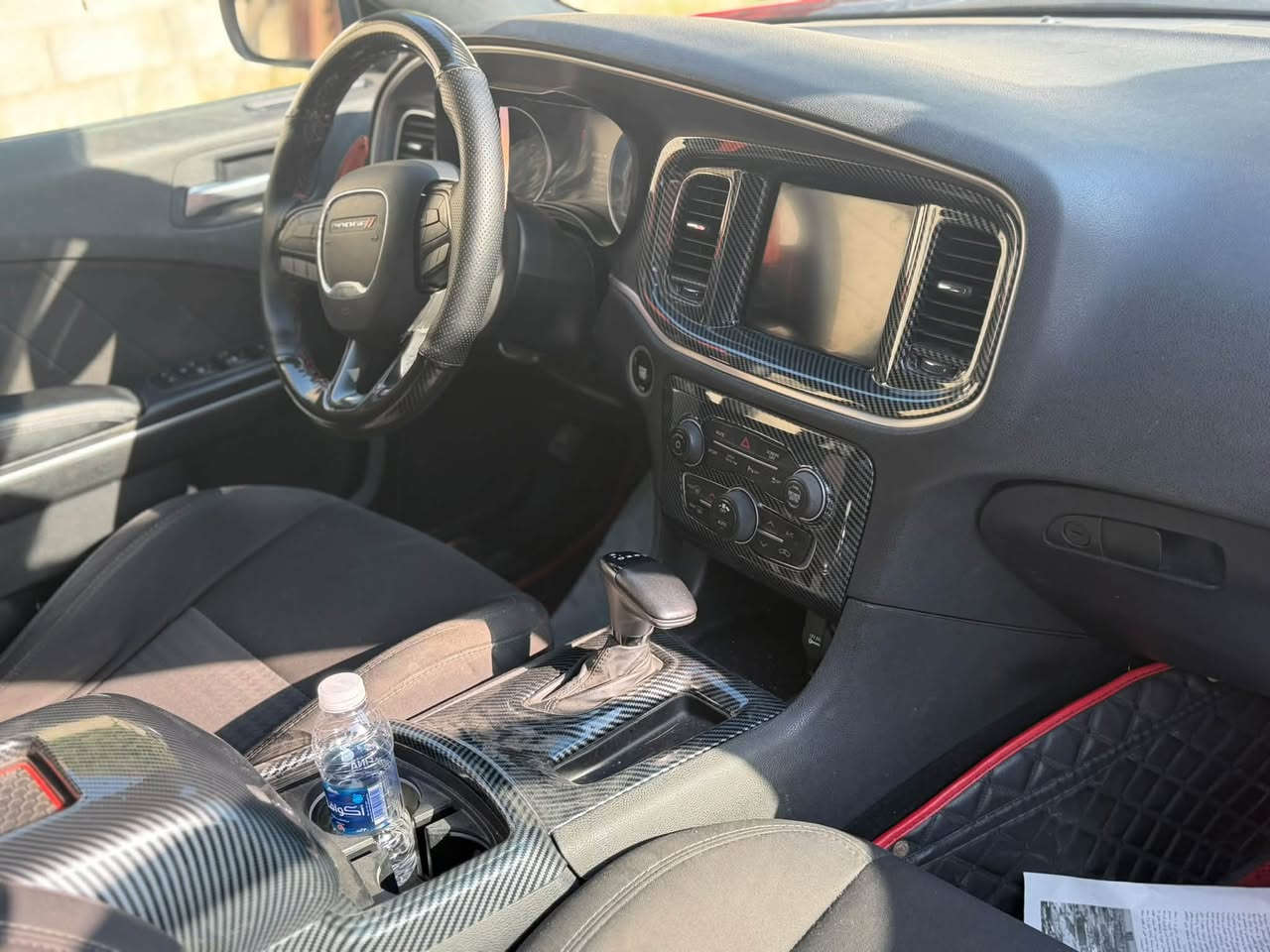 سياره دوج جارجر GT موديل 2019 6V وارد أمريكي كلين تايتل الضرر فقط دعاميه الاماميه بدون دواخل ماشيه 155 الف 

لـ استفسار مراسله واتساب ***********
