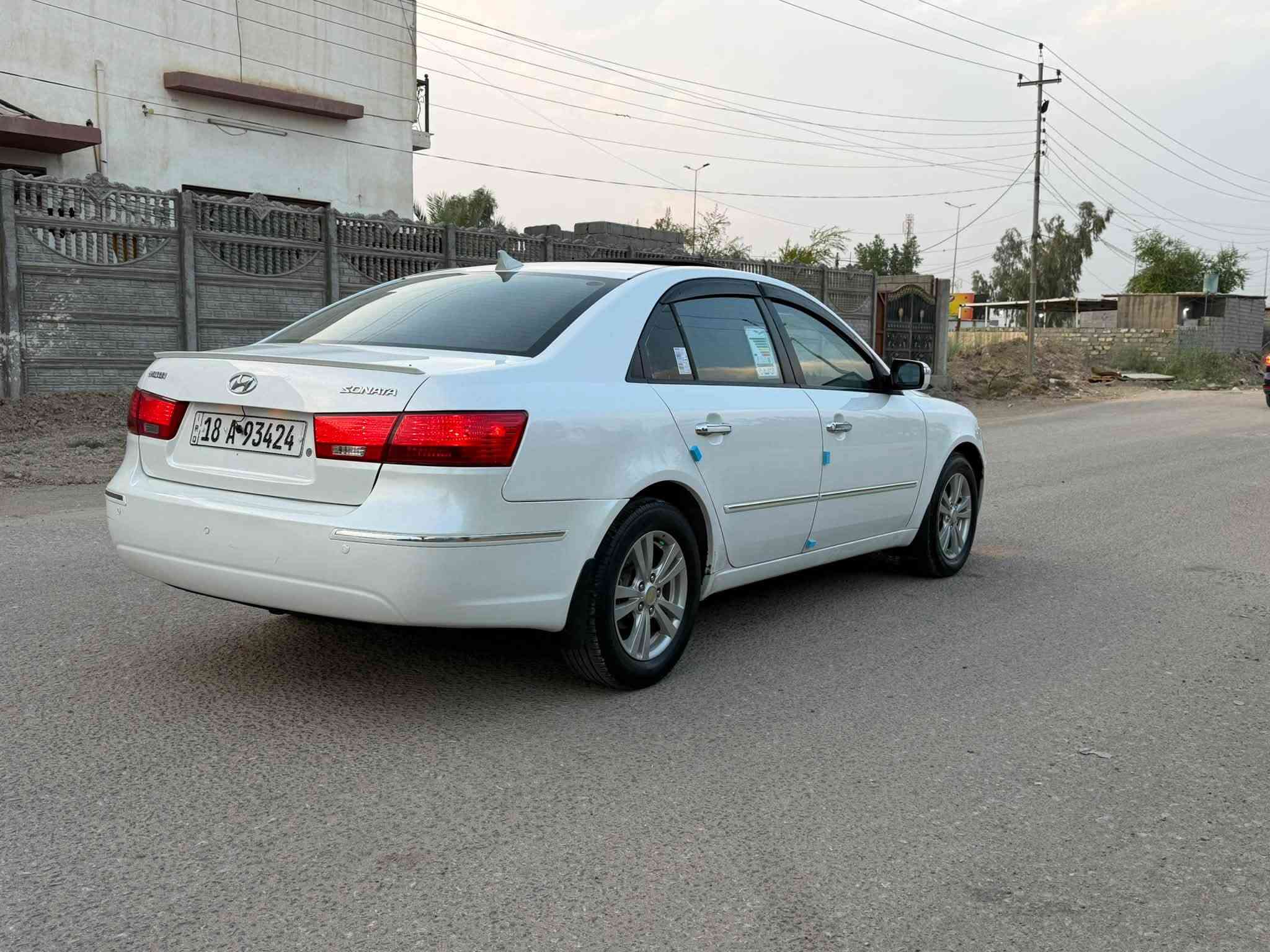 السلام عليكم من رخصة الادمن عندي سوناتا 2009 خليجية كفاله عامه من قطره صبغ بيها بارد اقل الشبر بالبنيد فقط السيارة خلاص جديده محرك 2400 فول مواصفات فتحة سقف اشاره بالمراية 5ويل كب حساس خلفي كشاف تحكم جهتين داخل صاج ملكي رايدها ب122 رقم بابل سنوية وهزه وارقام جدد السياره جاهزه للأخير كير محرك حدادية جدد تبريد ثلج تخم تاير جديد مكان السياره بالحله اخوان كاتب كل تفاصيل السياره اقره المنشور زين واتصل والي ميعجبه السعر او السياره يعبرها بكلام طيب واسف على الاطاله
