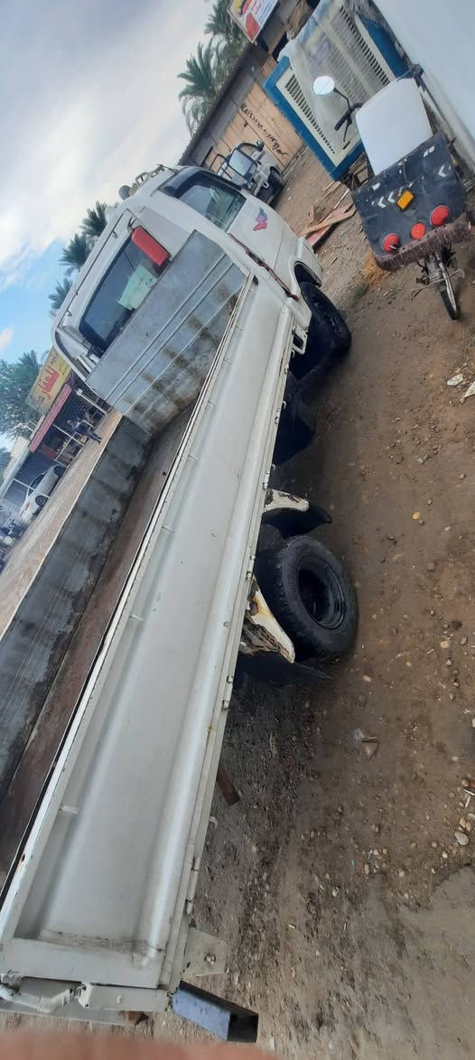 السلام عليكم  كيا بنكو للبيع موديل 97 مشروع وطني ب اسمي مكان السياره بغداد المدائن
السعر ٤٥ وبيها مجال ***********
