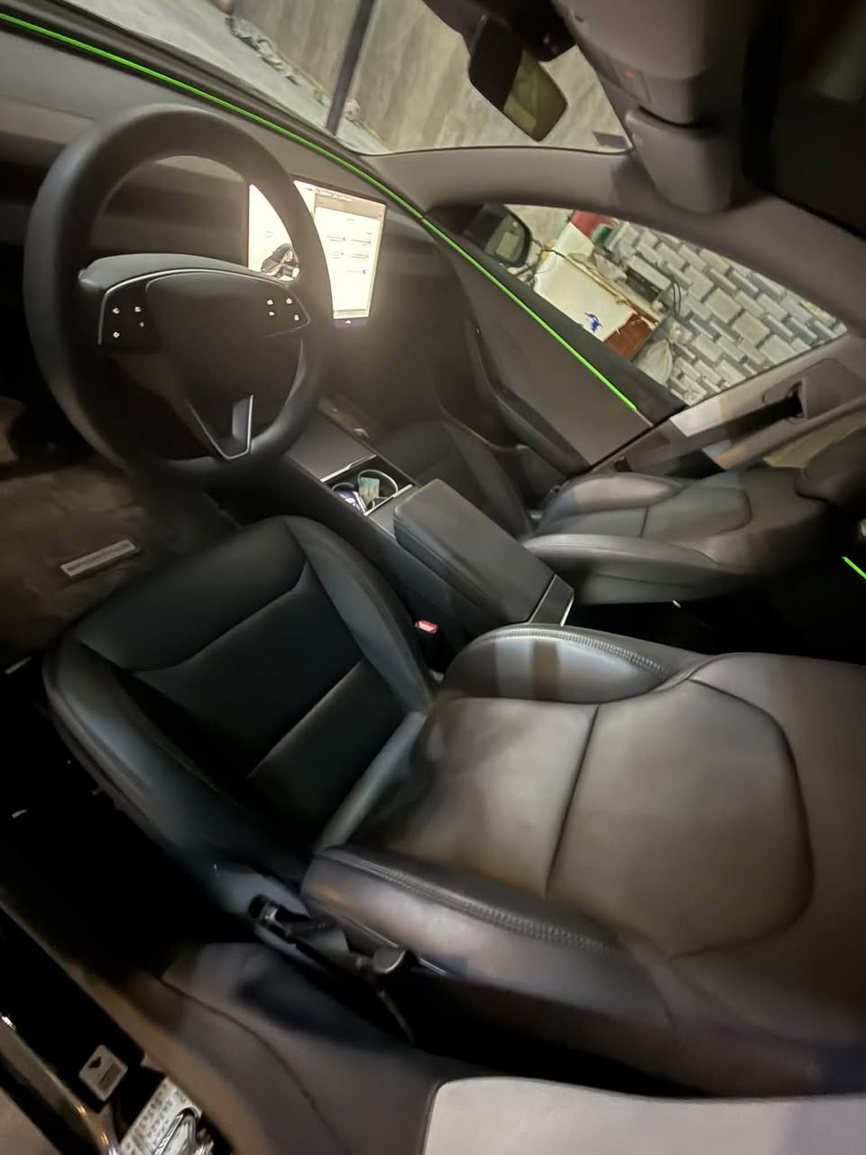 🚗🚗🚙تسلا 3 لونك رينج موديل. 2025 ترقيم جديد. حادث. جاملغ. خلفي.  بدون ارباك. صور حادث مرفقه السعر 195 ورقه مكان بابل 🚗🇮🇶

نص مكتوب في الصور:
- 000-44158889 - 01/14/2026 - IAA Inc.