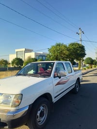 نيسان • ٢٠٠١ • اوتوماتيك