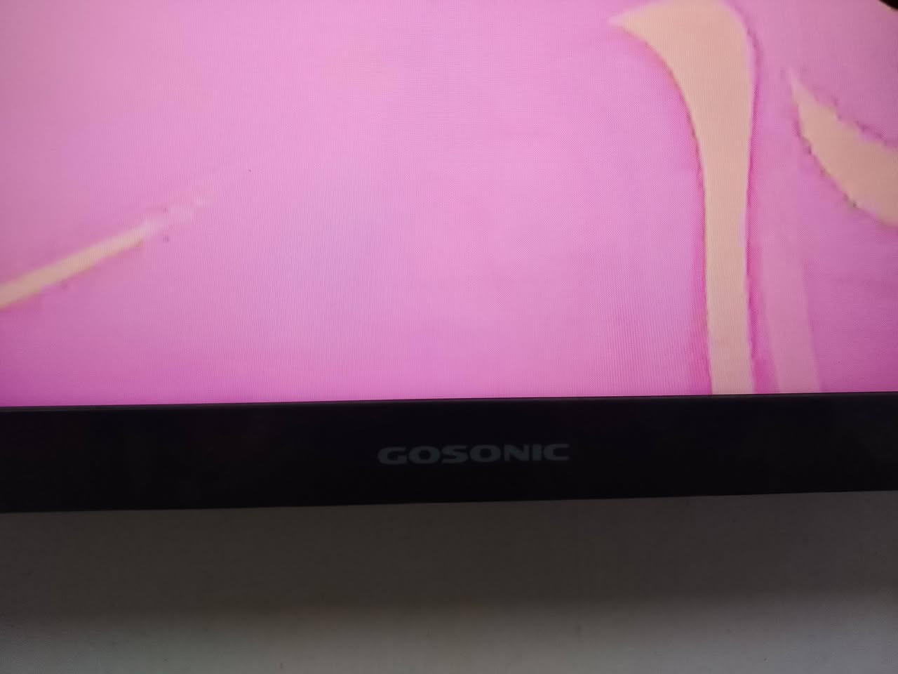 شاشة بلازما • ٤٢ بوصة • COSONIC
