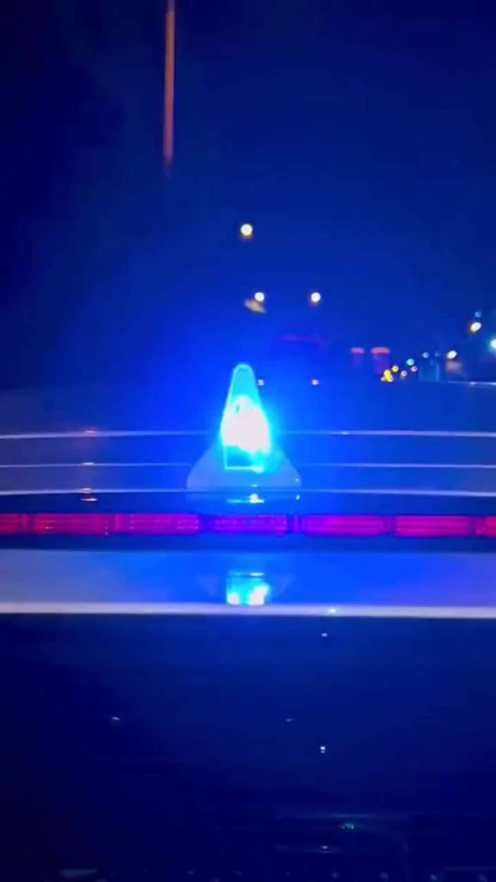🚗✨ أضف لمسة فخمة وسيارة أكثر أمانًا مع إضاءة زعنفة القرش الشمسية!

☀️ تعمل بالطاقة الشمسية بالكامل – لا تحتاج أسلاك أو شحن يدوي

💡 وميض ذكي تلقائي عند القيادة لتنبيه السيارات الخلفية

⚡ حساسات حركة وضوء مدمجة لتشغيل تلقائي في الليل

🎨 تصميم انسيابي عصري متوفر بثلاثة ألوان (أسود – أبيض – فضي)

💪 مقاومة للمطر والحرارة بفضل الطلاء المعدني المتين

🧲 تركيب فوري بقاعدة لاصقة قوية بدون أي أدوات

جمّل سيارتك واحمِ نفسك على الطريق بأناقة 🦈💫

الحجز الاستسفار تواصل على هذه صفحه
او مراسله هذا رقم على وتساب ***********
