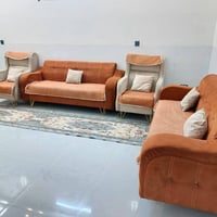 ٨ مقاعد • أسود • البياع بغداد