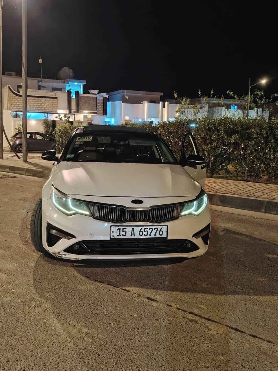 السلام عليكم 
اوبتما 19 s  ابيض صدفي فول معروفه مواصفات الاس مكينه 2400 GDI
بانوراما تحديد مسار  تلقائي بصمه والمواصفات المعروفه بل اس 
حادث سياره بصيط كلش تعتبر شبه كلين  نزلت صور لحادث و سونار   
رقم انبار  جديد ب اسمي تحياتي 
سياره جاهزه مناقصها شي 138$
***********
