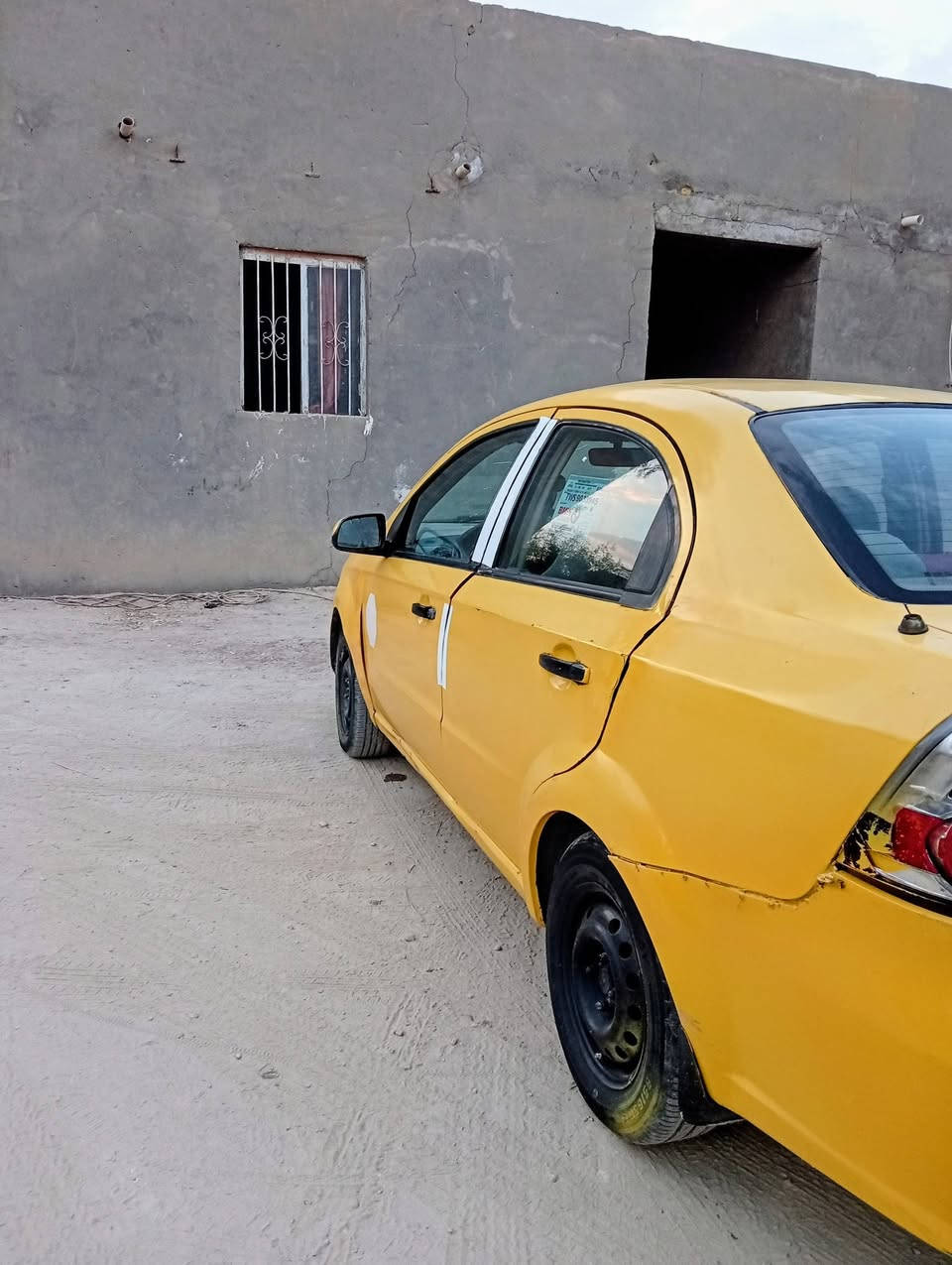 للبيع🚕
افيو موديل 2011 رقم كربلاء بأسمي السيارة متجيه ومعمرة السيارة مكينتها (كايمه)
السعر 30 وبيها مجالل
العنوان📍السماوه الرميثة 
اتصال ***********
