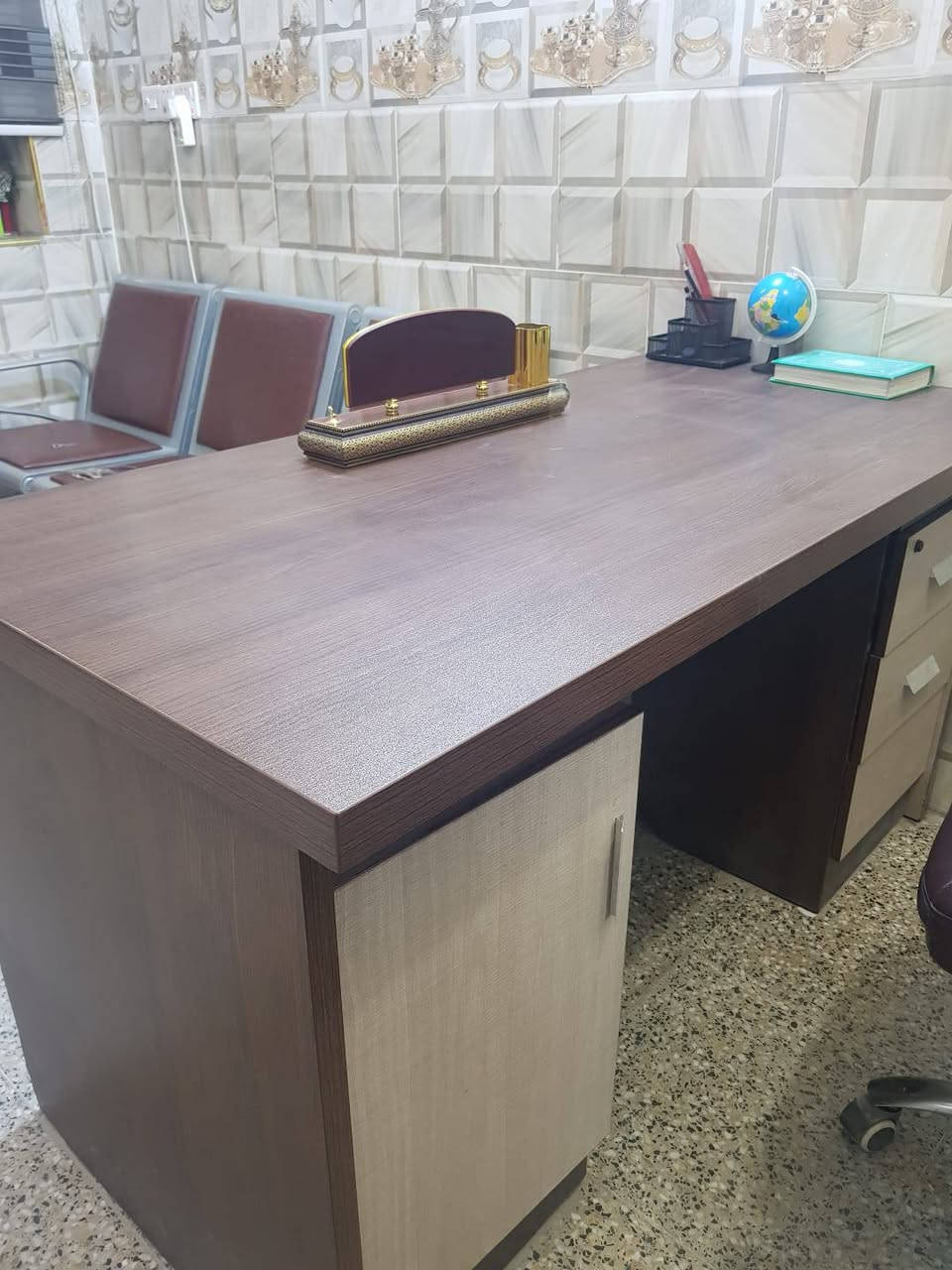 السلام عليكم
ميز ادارة للبيع سعره 150

للاستفسار ***********
