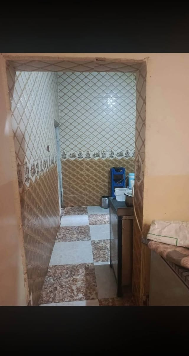 السلام عليكم بيت لبيع
حي يايجي المساحه 250
يتكون من غرفتين نوم واستقبل وهول
شرط التحويل
طابو صرف 
السعر 88 وبي مجال

الشارع العريض

الستفسار ***********

