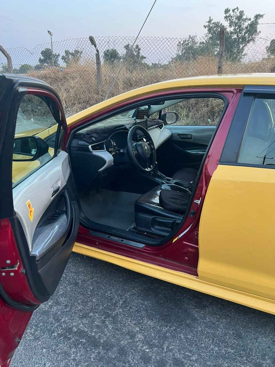 سلام عليكم كورلا للبيع موديل 22 بيه جاملغ وبنيد رقم بغداد مصفره هيئه وغرامات كير ومكينه بلشرط ترايك للبصره صدر جديد تخم ويل وتاير جديد منظومه مال غاز وبطاقه مال بانزين بيه  بيه مكان سياره كركوك  سعر السياره 135 وبيه مجال للشراي اخوان اني مكلف بلنشر الي يريد استفسار أكثر يتصل علا رقم ***********
