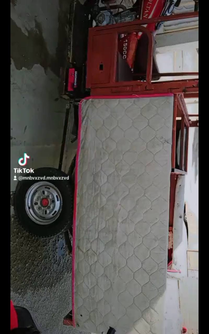 ستوته للبيع نيسان سلطان محرك تيار كهربائياتها شغاله سلف السعر خابرني ***********

نص مكتوب في الصور:
- Tik Tok @mnbvxzvd.mnbvxzvd
- TikTok
- @mnbvxzvd.mnbvxzvd
- @mnvxzvd.mnvxzvd