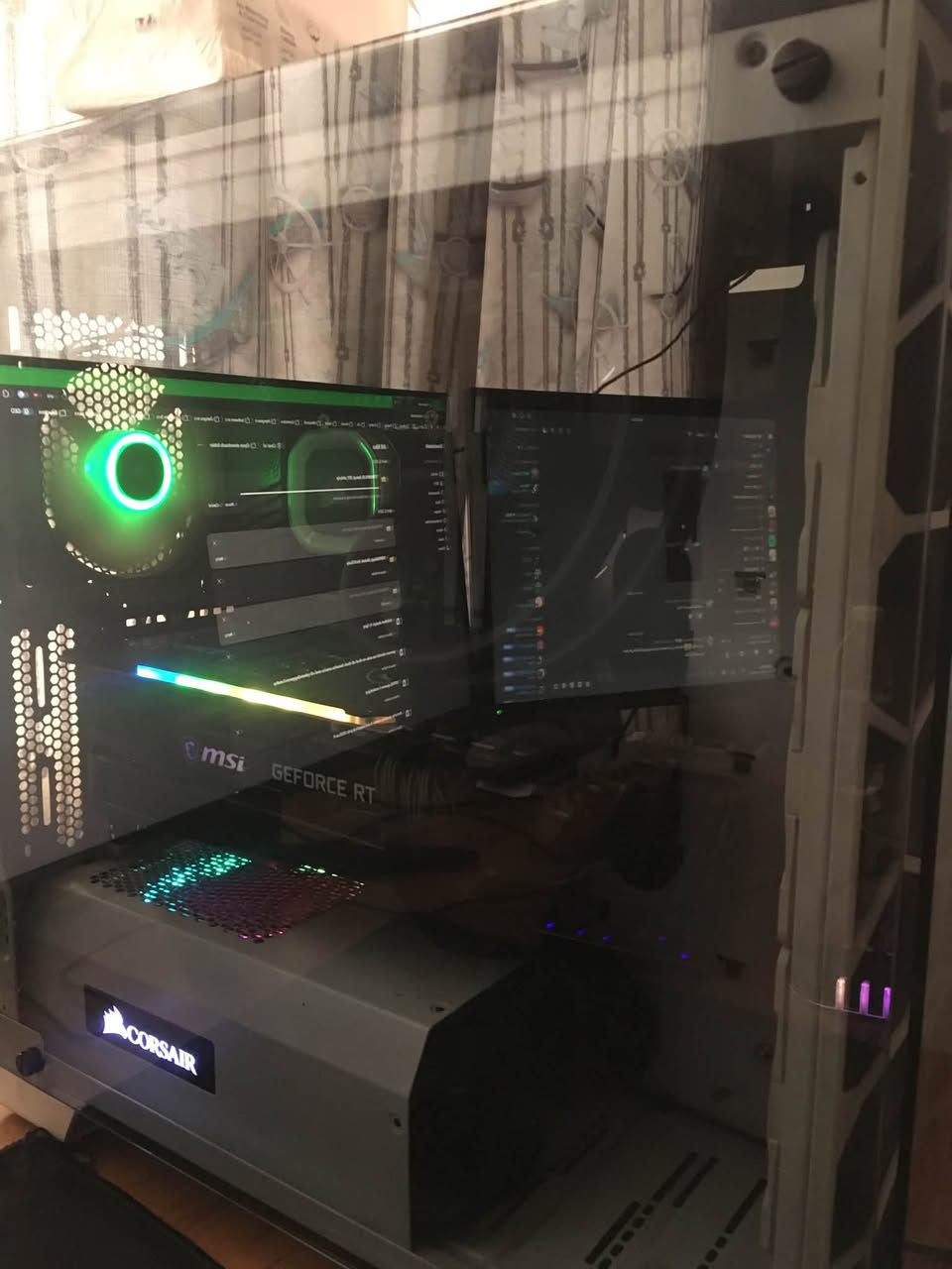 السلام عليكم، حاسبة كيمنك للبيع

المواصفات 
معالج: I5 13400f
مذربورد:  gigabyte Z790 Aorus Elite AX
رام: 2x16 ddr5 5200 kingston fury RGB
بورسبلاي: thermaltake 1200w platinum RGB
تبريد ماي: corsair 240mm h100i RGB
كيس: corsair 570x RGB
كرت شاشة: RTX 3080 10GB msi gaming trio Z 
تخزين: ADATA sx900 ssd 512gb + samsung 960 evo m.2 250gb + samsung 960 pro 512gb m.2

الحاسبة مستخدمة اقل من 3 اشهر بعدها نضيفة وتقريبا كل الكراتين موجودة
الحرارة مالتها متعبر ال 75 الحسابة باردة
رجاءً القطع كلهن براندات ومن اعلى الفئات كل القطع بيهن RGB
مكاني بابل او بغداد تجي تفصح شكد متريد 

مع يوبي اس اونلاين من شركة The rock 2kv بطاريات جديدة يشغلها من 40-70د وباعلى ضغط 10-15د وبي نظام كتم الصوت وغيرها. سعرة 200 الف ابيعة وحدة او وية التجميعة

سعر التجميعة مليونين
السعر قفل رجاء انتبه على البراندات والفئات  والحاسبة اخت الجديدة
رقم: ***********
