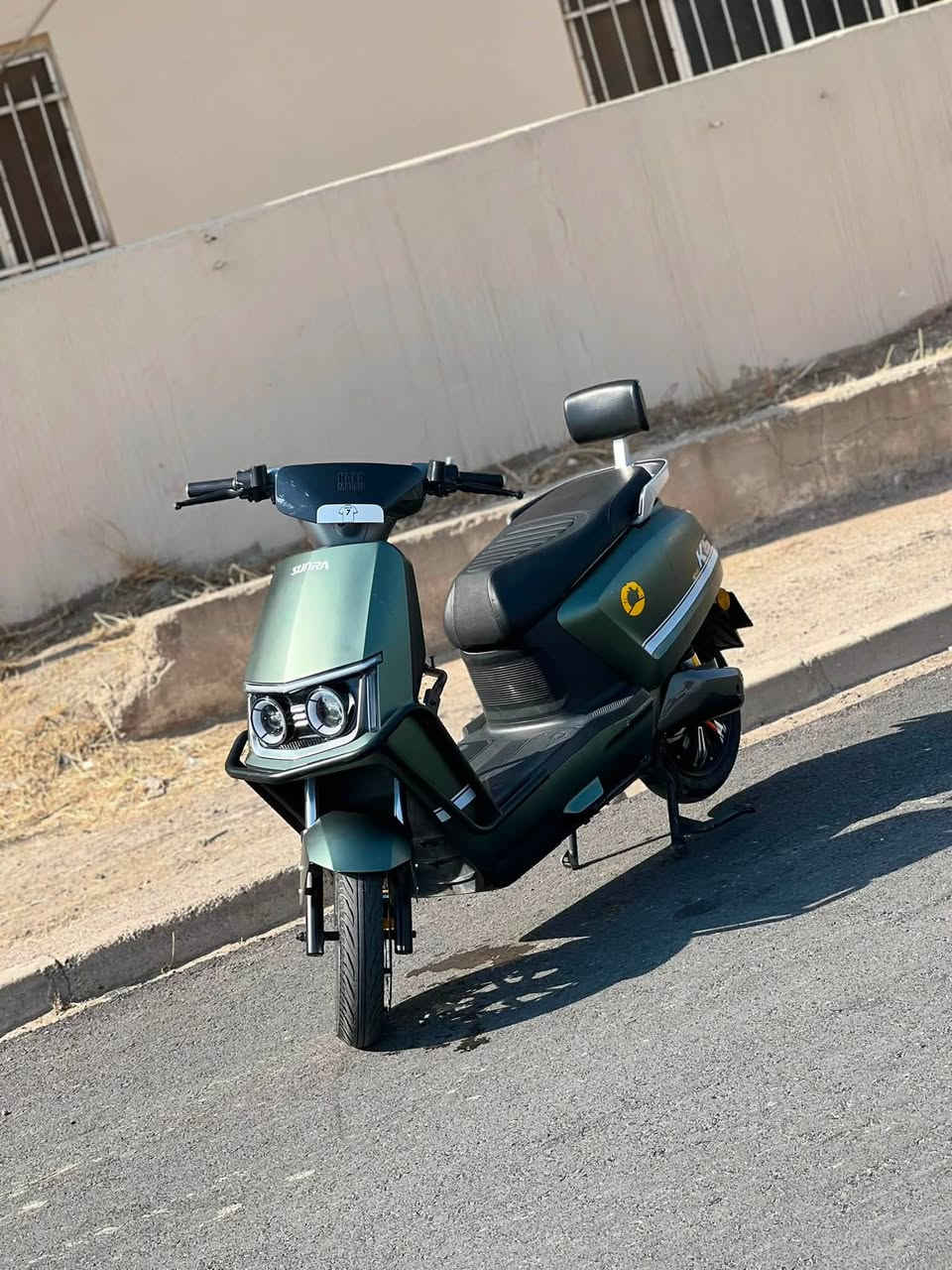 ماطور سونرا مستخدم شهر وشويه
بي وصل ضمان سنه

ملف 2500

بطاريات 6 و32امبير

نضام بك

دبل سويج 

السعر 920 وبي مجال 

التواصل ***********
