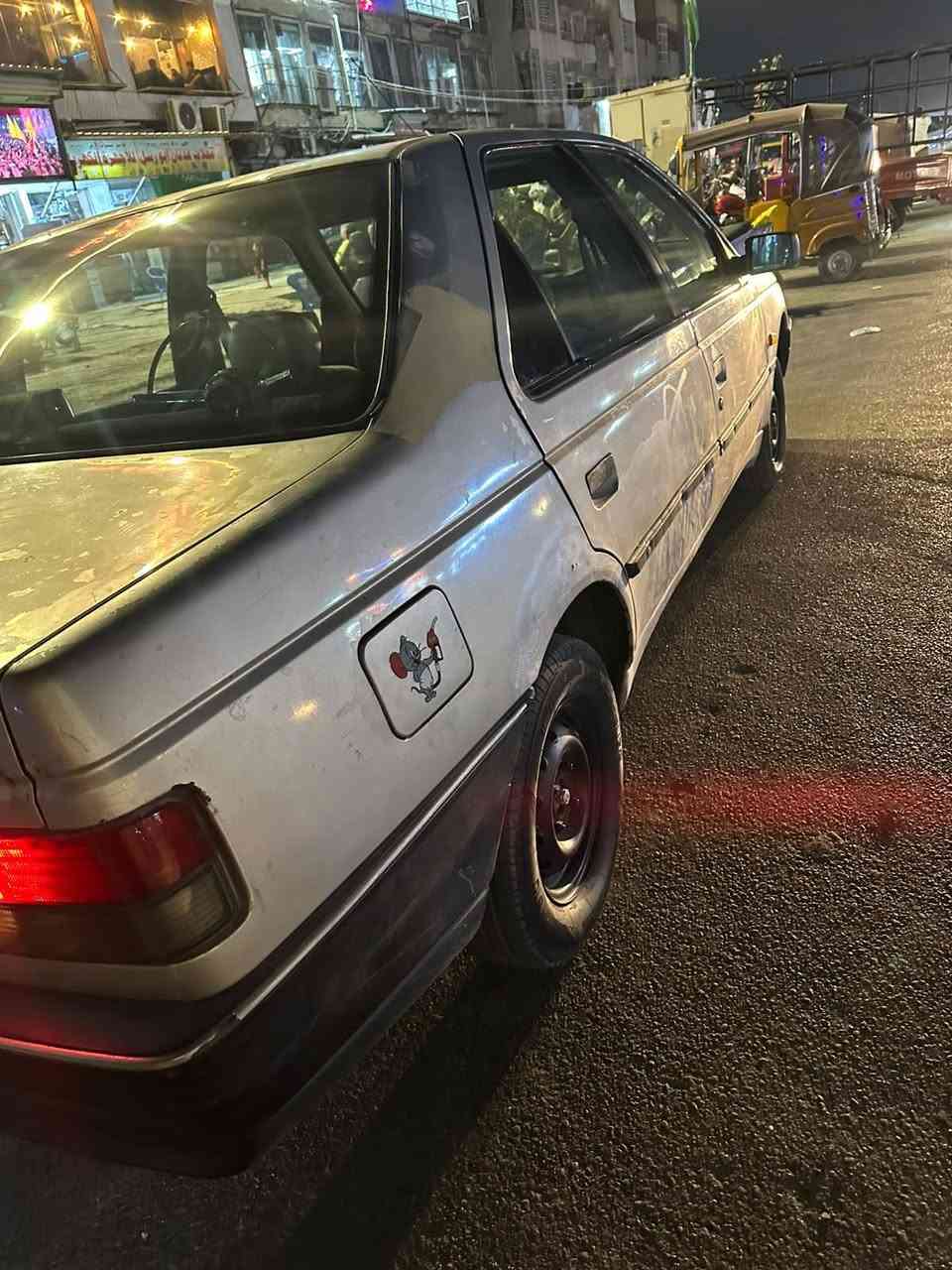 سلام عليكم بيجو روا مكينه وكير وحداديه مكفولات تخم تاير جديد شاصي مكفول قطرت خياسات مابيهه تبريد ثلج دوشمه جديده كهربائيات مكفولات من دعاميه لدعاميه سنتر لوك سياره بسمي شرط تحويل موديل2009سعر23رقمي ***********مكاني بغداد مدينه لصدر
