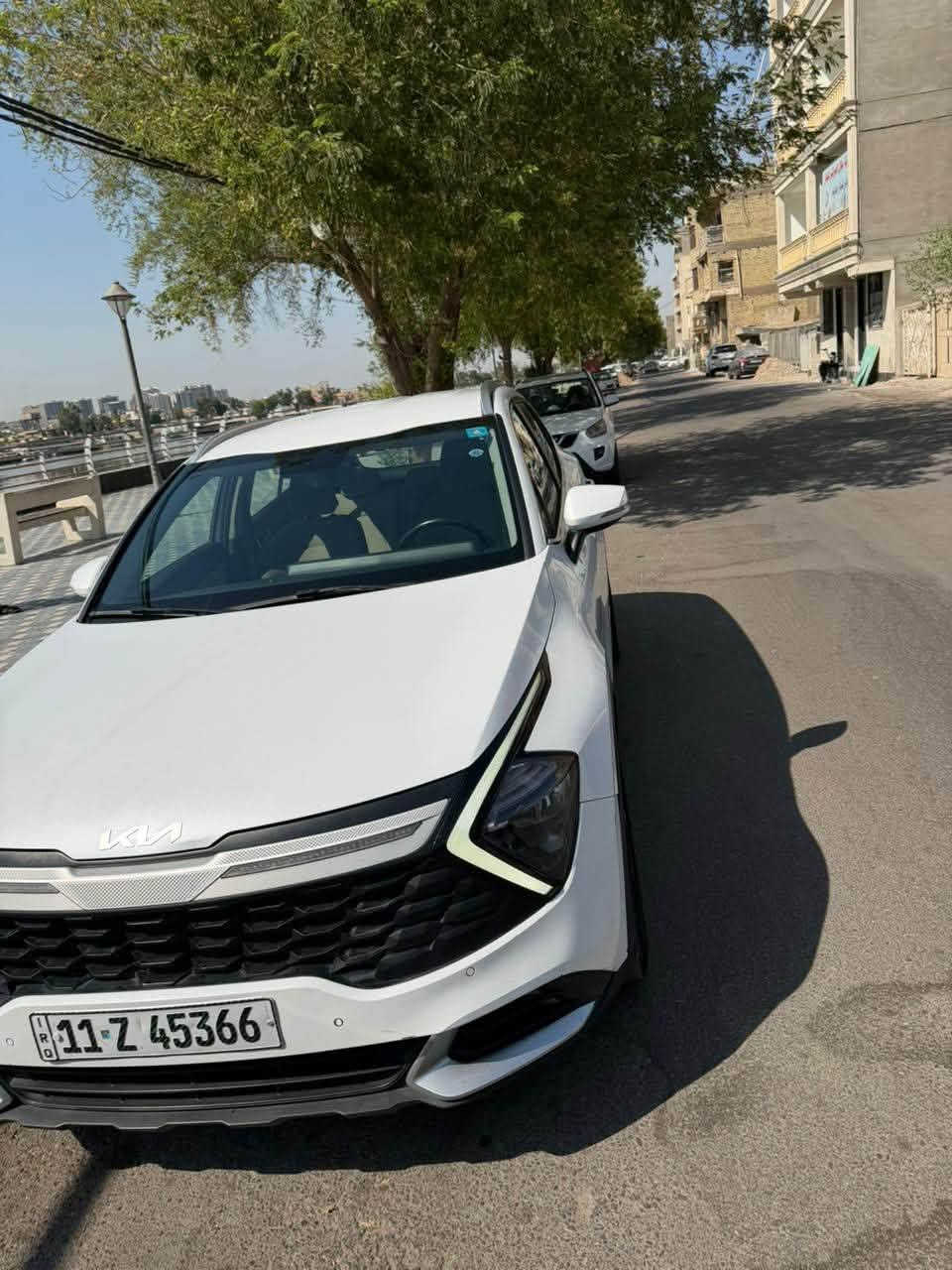السلام عليكم سبورتج 2025
دوليه ماشيه ٦٣ الف 
بيهة شخط صغير بجاملغ ركن دعاميه شبر صبغ
فول بصمه 
جنطه كهرباء 
كشنات كهرباء 
بدون بنوراما 
السعر ٢٠٣ وبيهة مجال بسيط 
***********
