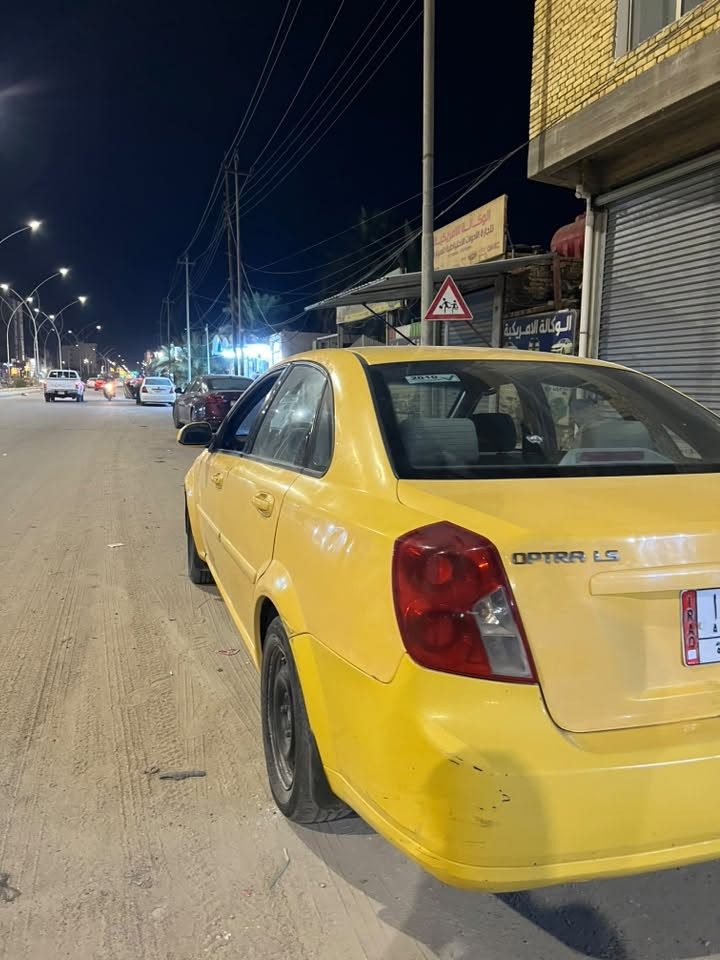 اوبتره ٢٠١٠ • ١٦٠٠ سي سي • جير عادي