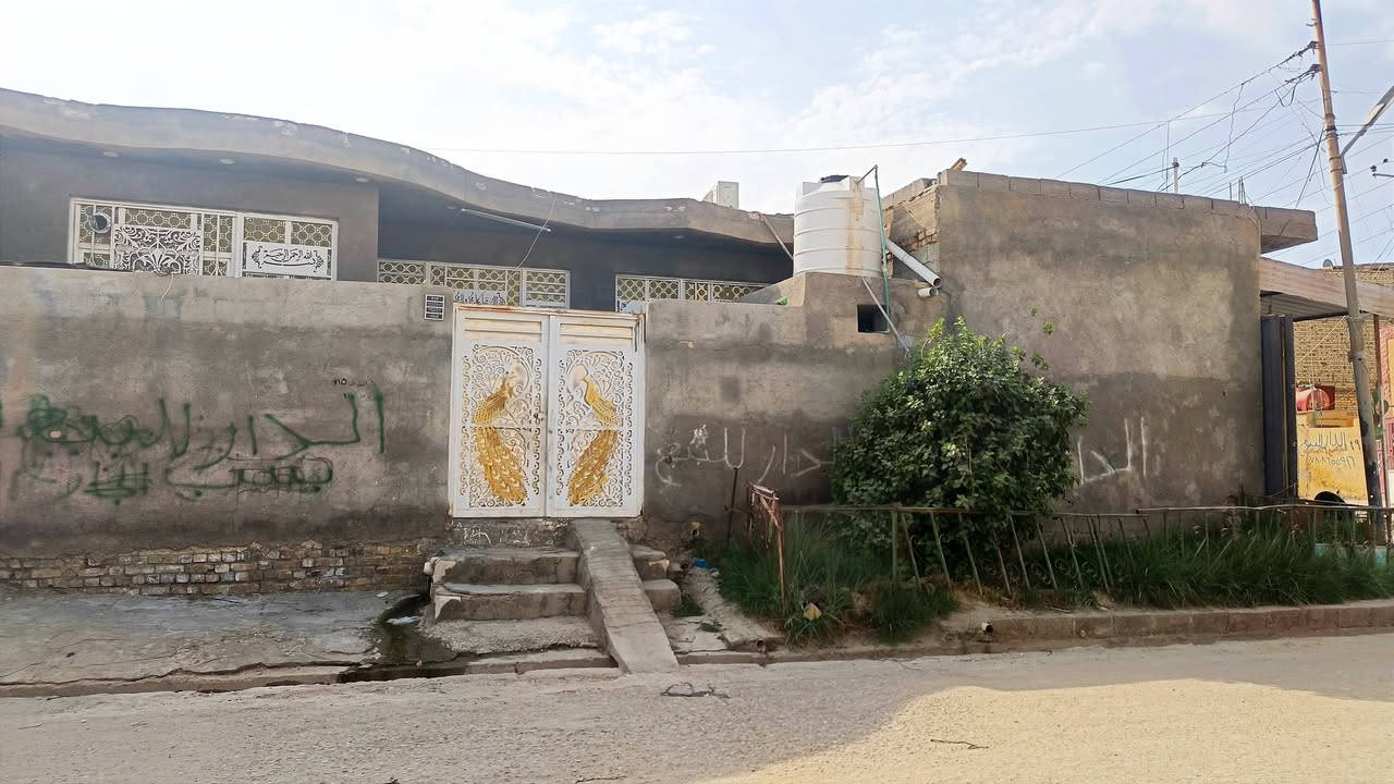 صوب الثاني • ٤ محلات واجهة • ١٧٥م