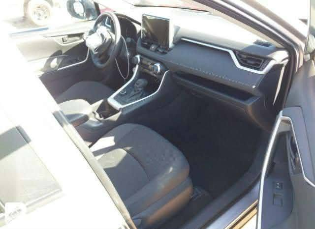السلام عليكم للبيع راف فور موديل 2024السعر 240وبيها مجال للستفسار ***********

نص مكتوب في الصور:
- BIDCARS
- BIDVARS
- BIDCARC