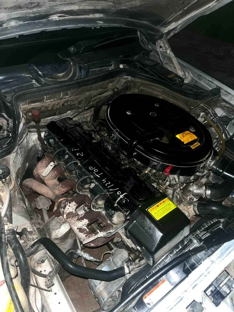 السلام عليكم
مارسيدس دب موديل 88  تحويل ثاني يوم سنوية لل27 هزة جديدة مكينة وكير كفالة لا تنقيص ولا تبخير تبريد ثلج السعر ٥٥وبيها مجال مكاني كربلاء الحر  موبايل ***********/***********
