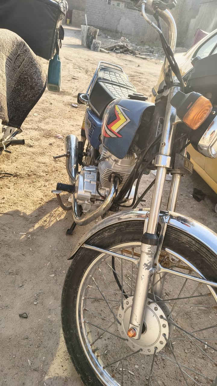 اربعه گير نامه 23اوراق سكنرد بيها بس عصافير السعر 400وبيها مجال لشراي مكاني كربلاء شبانات رقمي ***********
