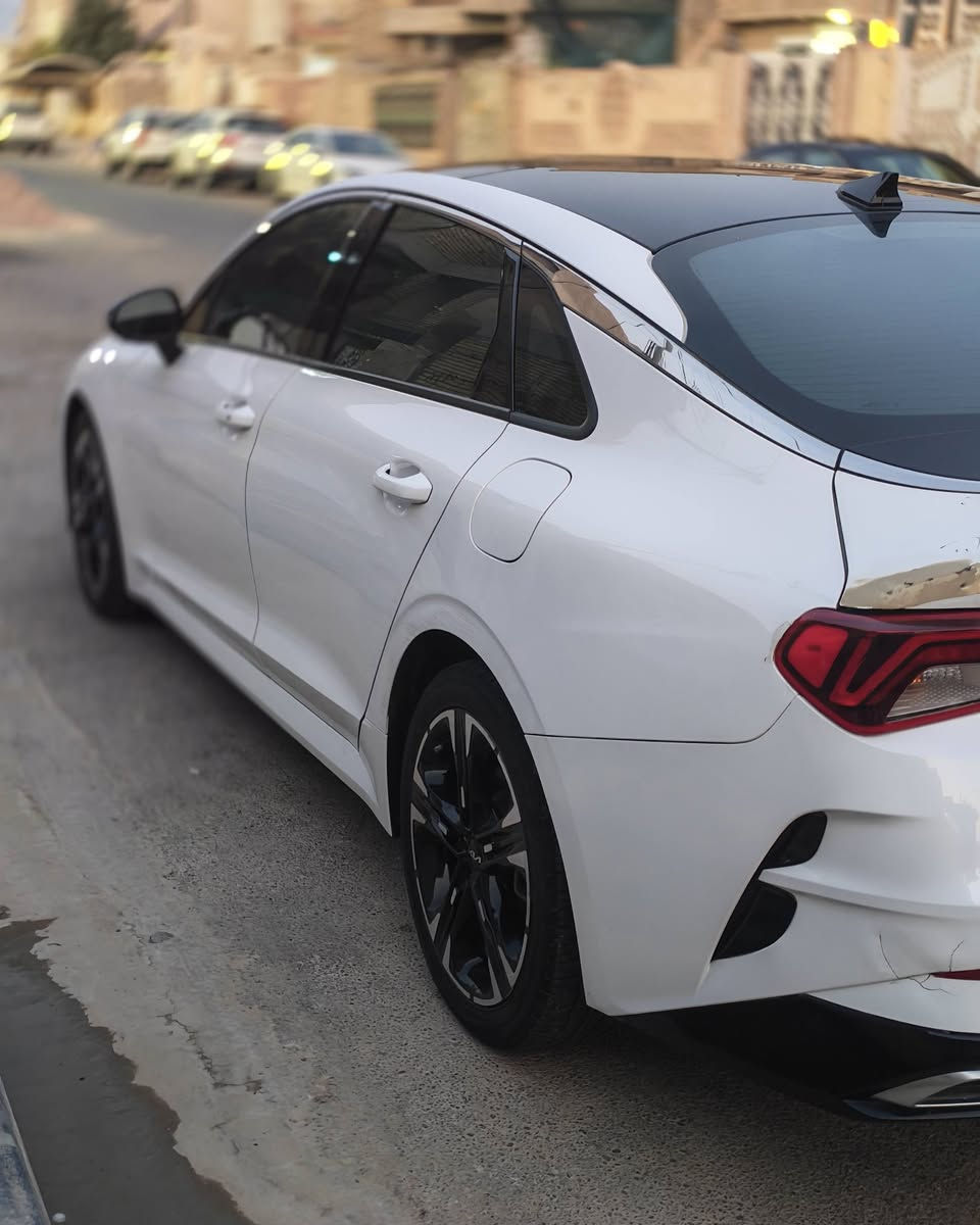 السلام عليكم
🚘 Kia K5 GT-Line 2023 🇺🇸
🔹 الموديل: 2023
🔹 الفئة: GT-Line
🔹 المحرك: 1.6 تيربو GDI
🔹 4 سلندر
🔹 القوة: 180 حصان
🔹 العزم: 264 نيوتن متر
🔹 القير: أوتوماتيك 8 سرعات
🔹 الدفع: أمامي FWD
🔹 المواصفات: أمريكي 🇺🇸
🔹 كفالة عامة
🚨 الحادث:
🔸 فقط قبق جنطة
🔸 بدون تضرر بالحوض
🔸 الإيرباكات سليمة
🔸 السيارة قطرة صبغ مبيهة
🔥 K5 GT-Line — محرك تيربو + شكل رياضي + مواصفات أمريكية
للستفسار ***********
