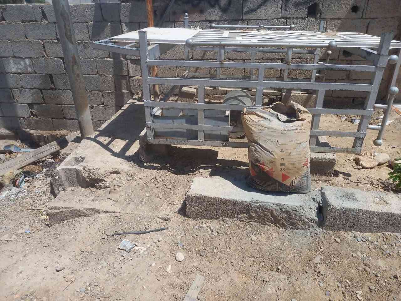 للبيع محجر مال نيسان دبل قماره مكاني ديالى بسعر مناسب ***********

