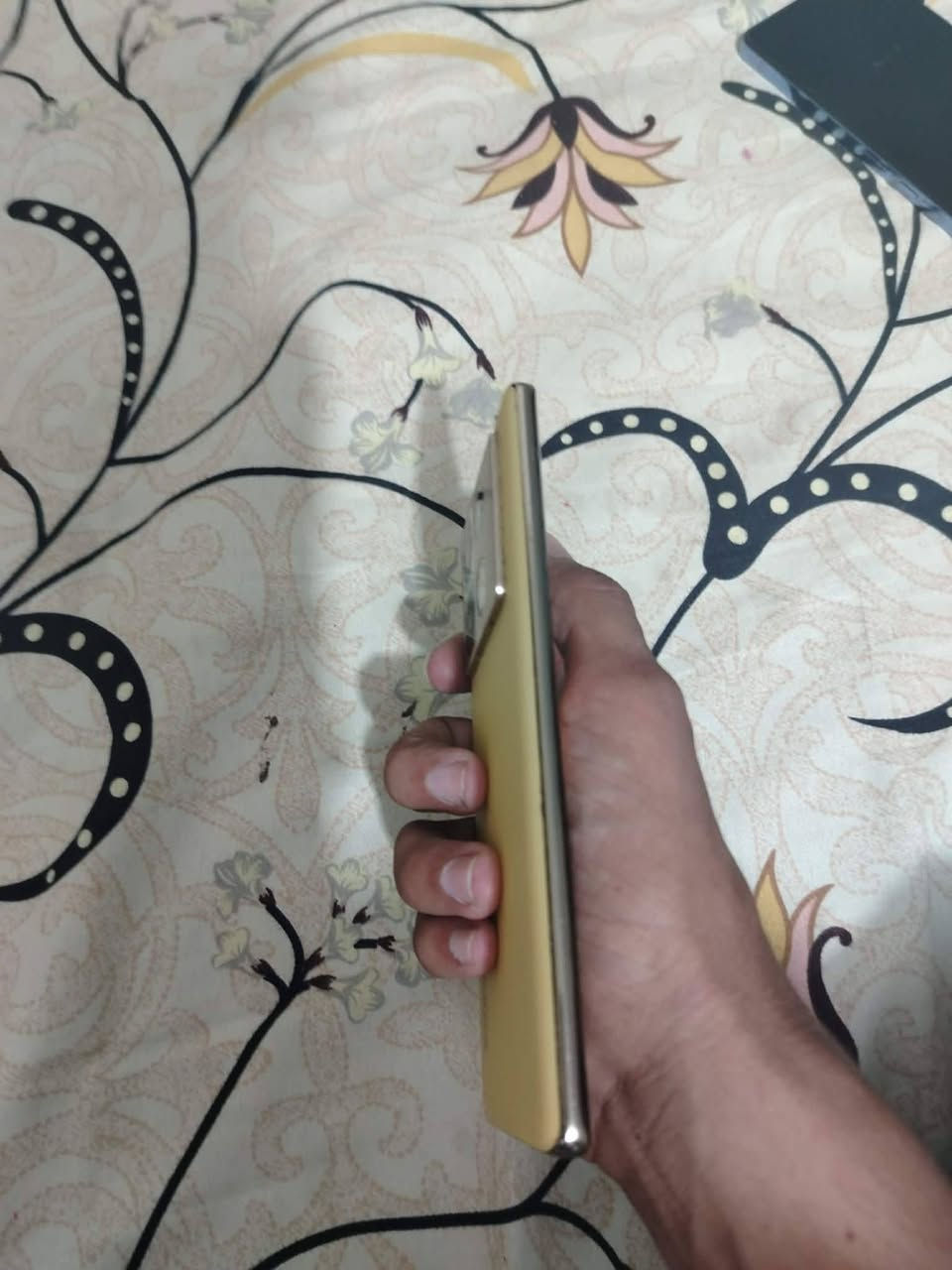 سلام عليكم
انفنكس نوت 40برو ذاكره 256
دبل شريحة لجهاز 
جهاز خدمي وعملي 
فقط كسر بلضهر تبديله رخيص تريد تبدل تريد تبقي تحط كفر 
معروف لجهاز مواصفاته وقوته 
سعر 235
مكاني بغداد زعفرانية
رقمي***********
توصيل عندي داخل بغداد فقط
