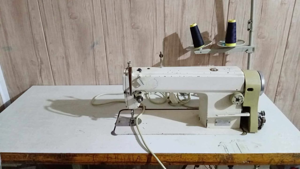 ماكنه خياطه صناعي
الصناعه ياباني
مستخدم شغاله على الفحص
السعر ٢٠٠ الف
للتواصل ***********
