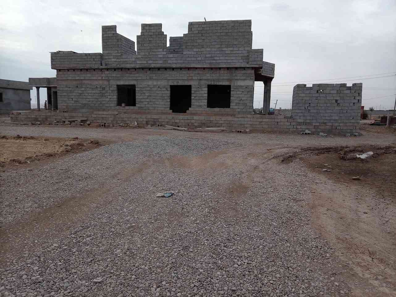 الحويجه حي النور • ٤٠٠م • ٣ قطع