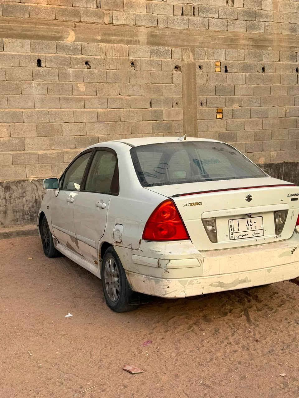 السلام عليكم 
سازوكي ليانا مديل 2005 
رقم ثلاثي مميز
گير ومكينه كفاله
تبريد شغال بالازدحام يفصل 
بدي كفاله ما عدا طخات بسيطه والباقي شوف العين 
للأستفسار واتساب فقط ***********
📍البصرة
