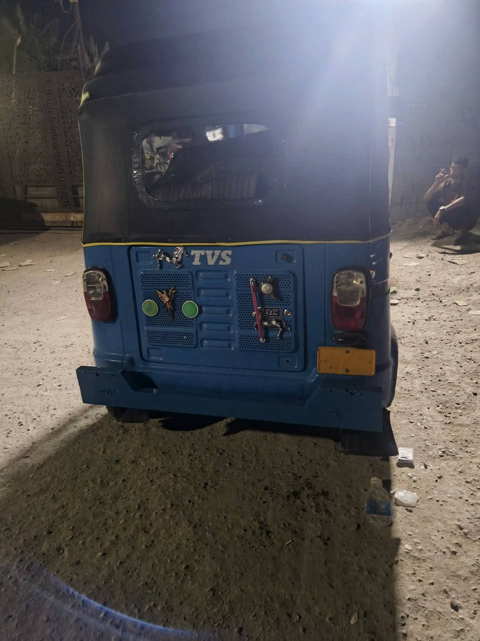 السلام عليكم تكتك للبيع موديل 20شهر 12رقم وسنويه مكينه زيروو تحويل ثاني يوم تخم تاير جديد مكاني بغداد حي نصر ***********الشراي يخابر
