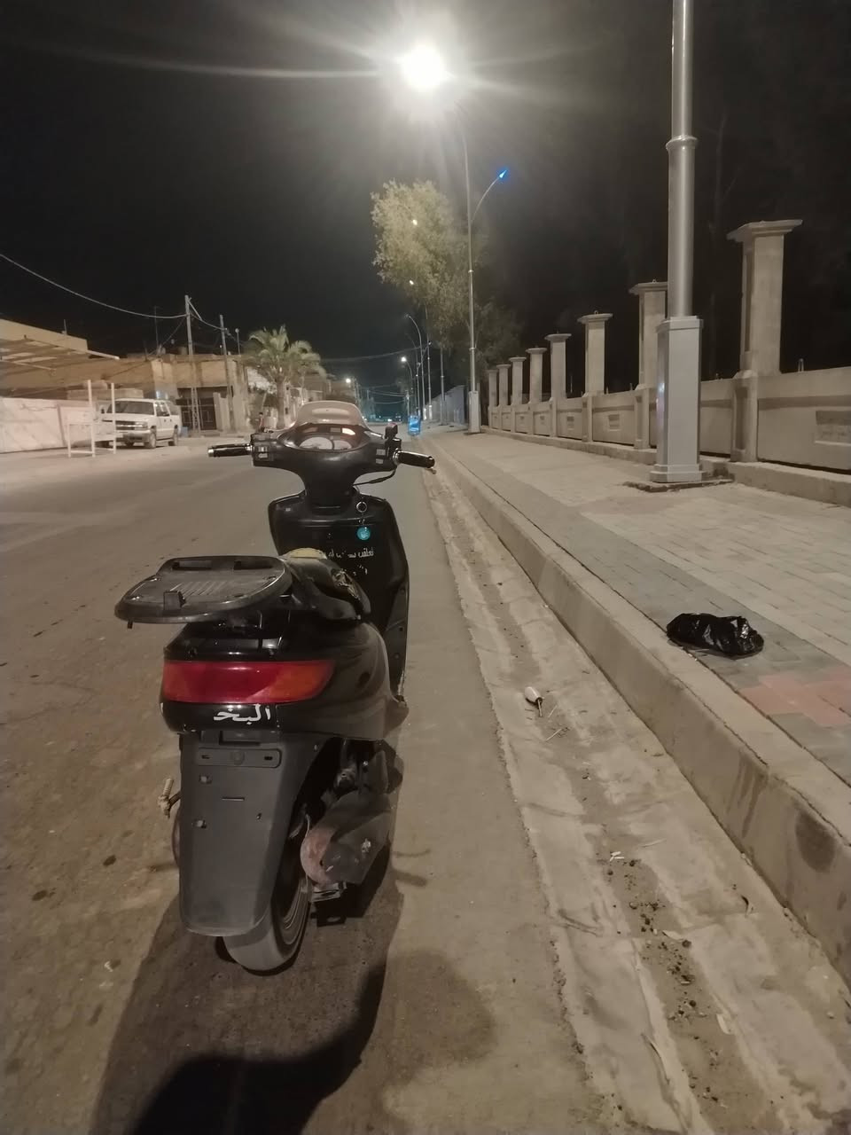 سلام عليكم فراشة فحل دسك للبيع السعر 350وبيها مجال تفاصيل خاص رقم ***********
