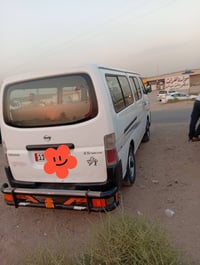 نيسان يورفان للبيع موديل 10محرك وكير وكسن خيرمن الله مضومه غاز رقم اله...