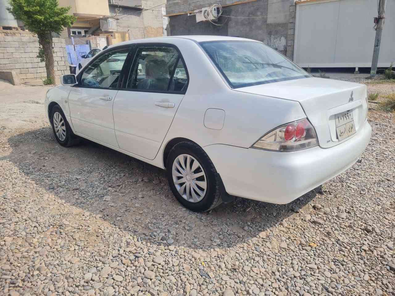لانسر ٢٠٠٦ خليجي بيه ٤قطع صبغ بدون حادث محرك ١٣٠٠ كيرمكينه تبريد شرط سعر ٦٠ورقه عنواني كلار***********
