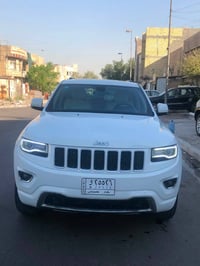 سيارة للبيع نوع جيب شيروكي خليجي موديل 2014 سيارة نظيفة مابيها نقص موا...