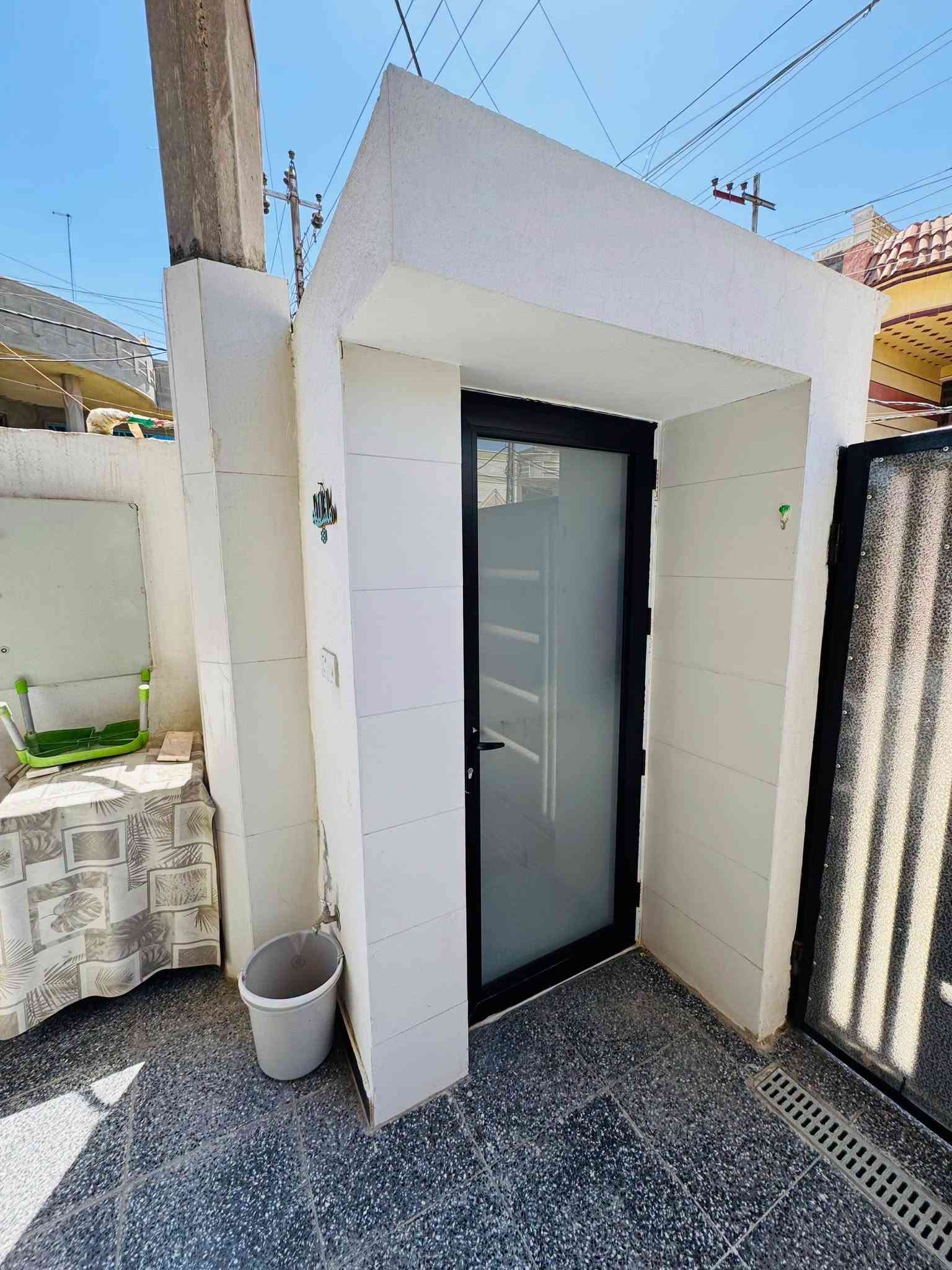 للبيع ١٠٠م طابقين ٣غرف نوم وصاله ومطبخ وخدمات واجهه ١٠ونزال ١٠
طابو ملك صرف بااسم شخص واحد موقع ممتاز الإعلام العمداء قرب العاب السيديه للإستفسار مكتب اليقين للعقار الإعلام حي الشباب المربع الذهبي شارع جامع الحبيبب المصطفى *********** ومن الله التوفيق للجميع *********** متوفر واتساب
