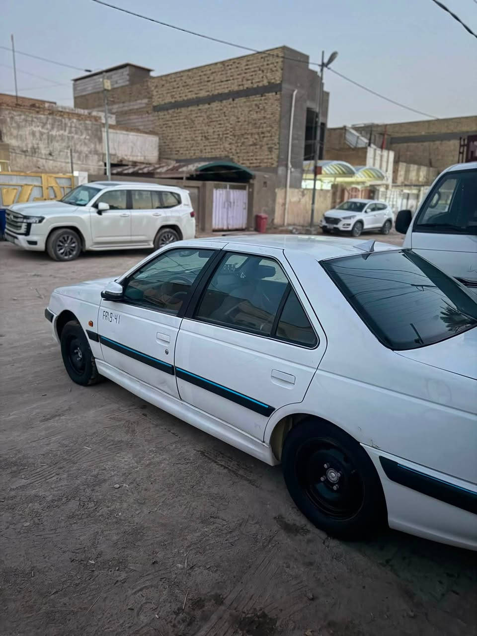 السلام عليكم
بيجو بارص ٢٠١٣ للبيع
رقمه انكليزي جديد
سنويه٢٠٣٠ 
السياره ب اسمي تحويل ثاني يوم
للاستفسار (***********)
