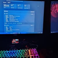 اخوان pc للبيع كاملة مواصفاتها كدامكم ووياها شاشة اسوس ٢٧ fhd 165h ووي...