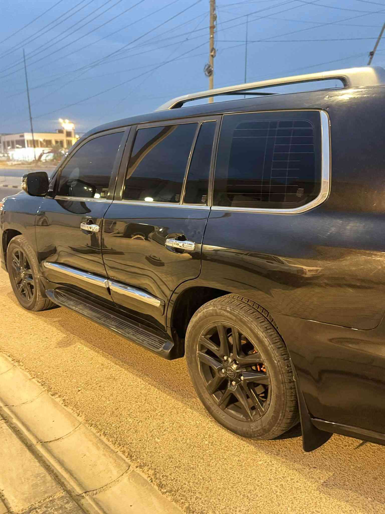 لكزس LX 570 • ٢٠١٢ • وارد خليجي
