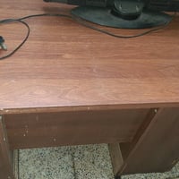 ميز مكتبي • تعبان