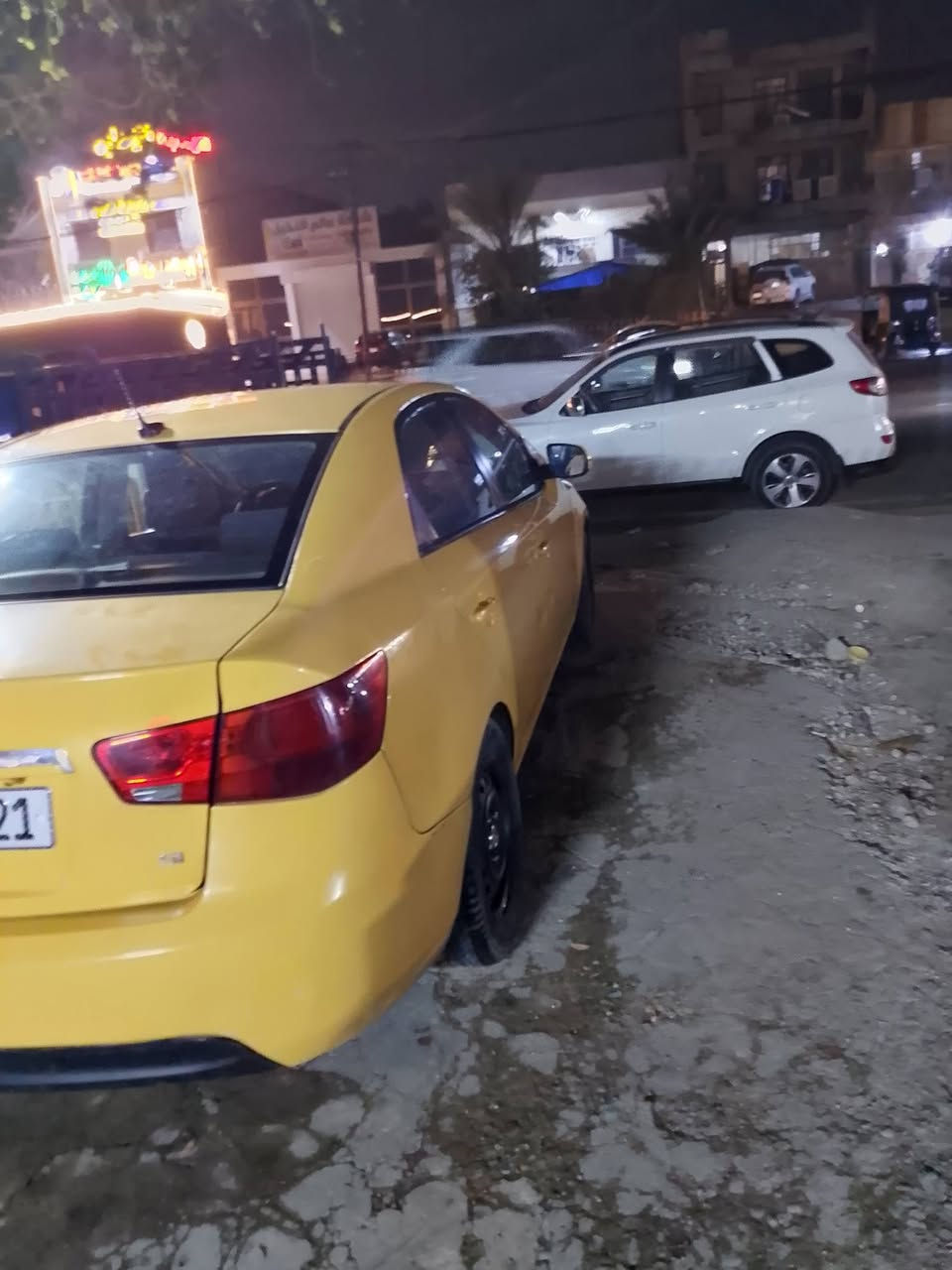 كيا فورتي 2011 وارد امريكي حادثهه جدا بسيط صدر. جديد تخم تاير تبريد سياره جاهز السعر 80ورقه 
***********.  العنوان حي اور
