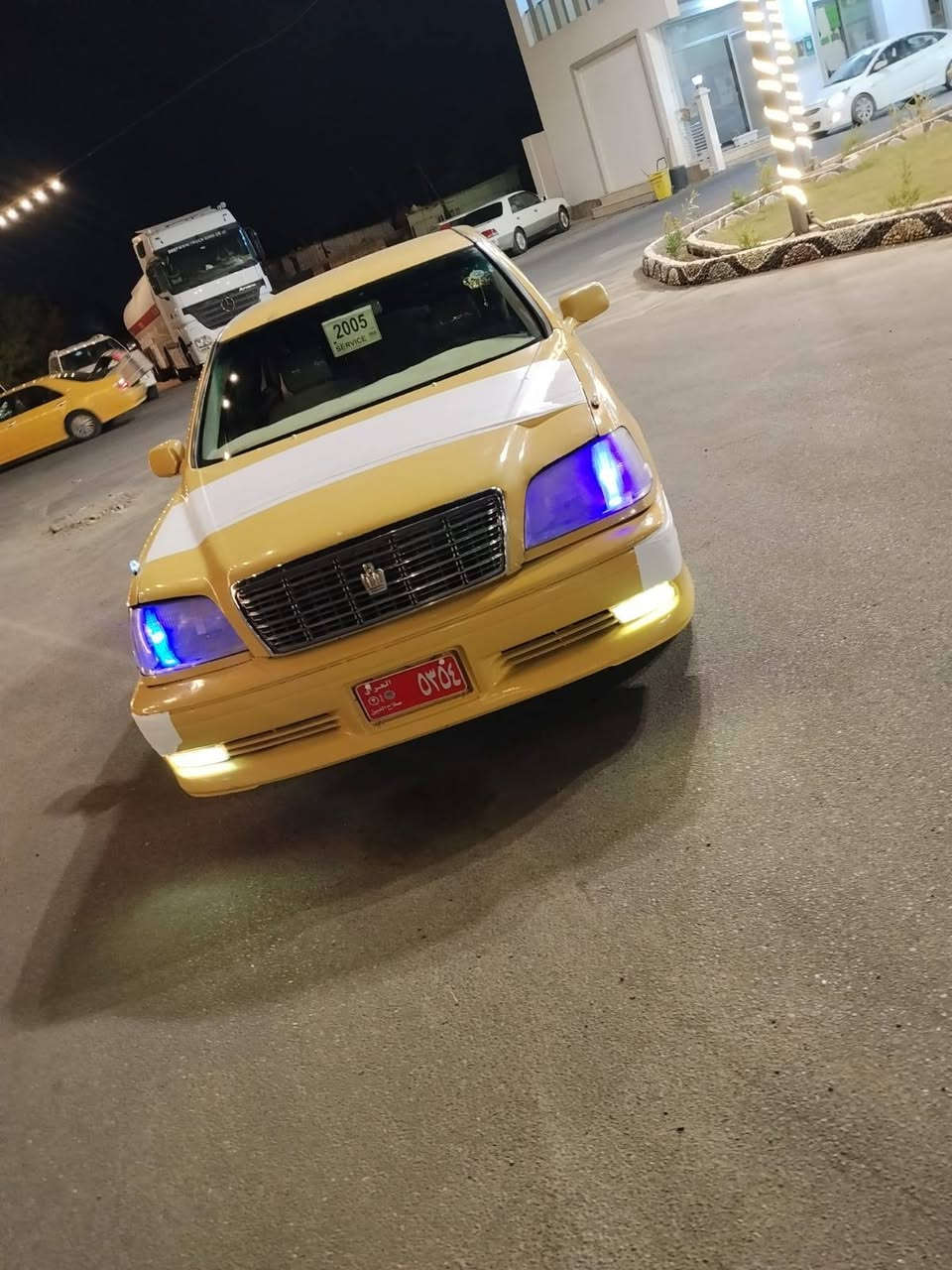 إسلام عليكم ملكه رقم أحمر سياره جديده وما نقصه شي مكينه بدأيه تنقيص كير حداديه تخم تاير عربانه تبريد كله جديد سياره حلوه وناشفه هيئه مصفره عليه غرامات 8 ينزلن من سعرهن وكاله ثاني يوم عندي عامه سعر 38 وبيه مجال مكاني نجف رجائن لميشتري ليرسل وجايك ومسح لمنشور رقمي وخابرني *********** وبيك خير وتدلل
