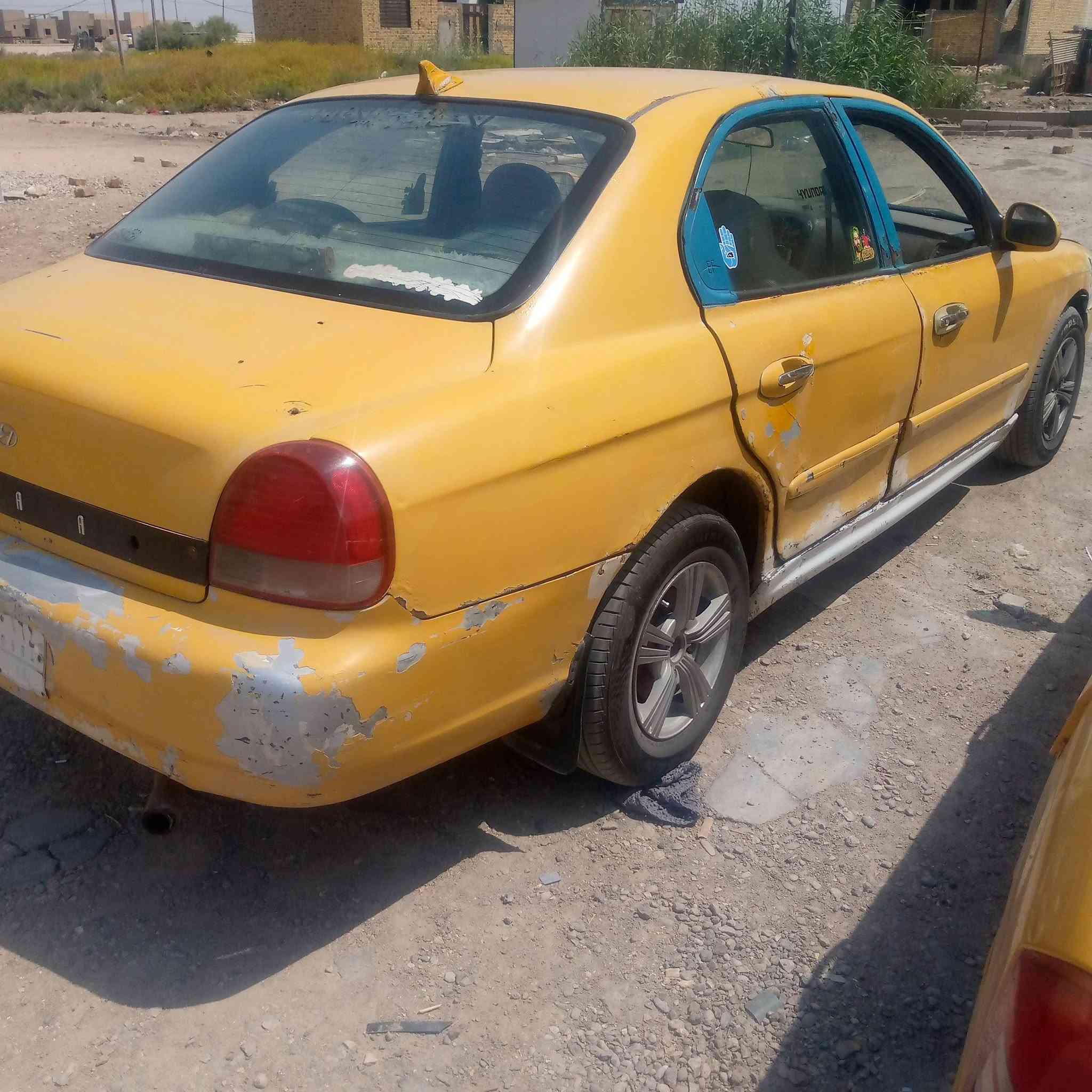 السلام عليكم سوناته موديل 2002 رقم بغداد راعيه موجود تخم تاير مكينه وكير جدد حداديه جديده السعر 16وبيه مجال ***********

