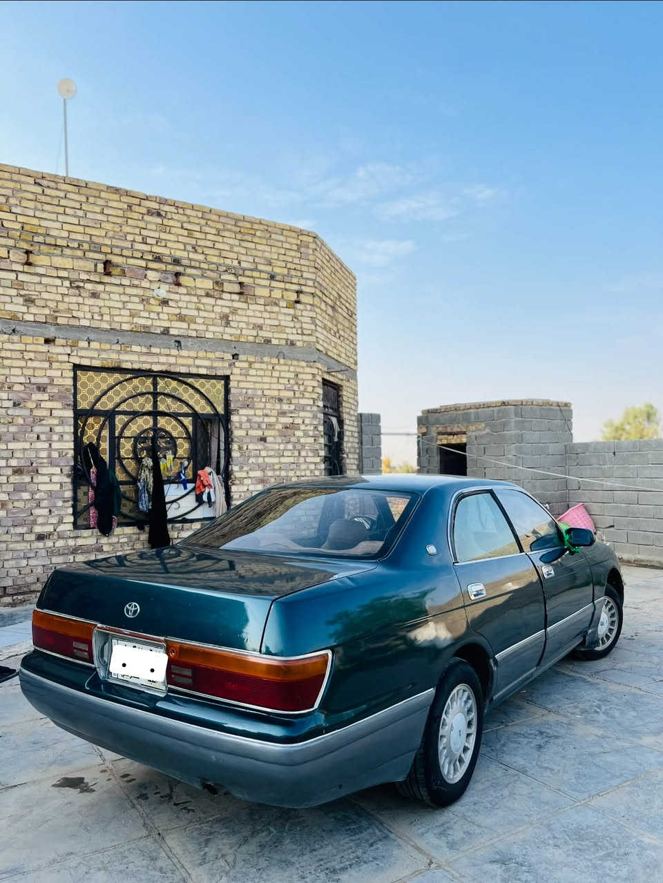 السلام عليكم للبيع بسعر 38
بطه موديل 93 كفاله من كص ونقل والاصوليات 
 رقم نجف مشروع وطني سنويه لل27 تحويل مباشر
مكينه وكير خير من الله 
حداديه وسط 
غرفه جديده 
عمبار بريك ومنضومه البريك جديده 
بور ستيراً جديد 
السياره نضافته احلى من الصور وتجي وتشوف بعينك 
سعر 38  
مكاني ديوانيه الحمزه الشرقي 
***********
