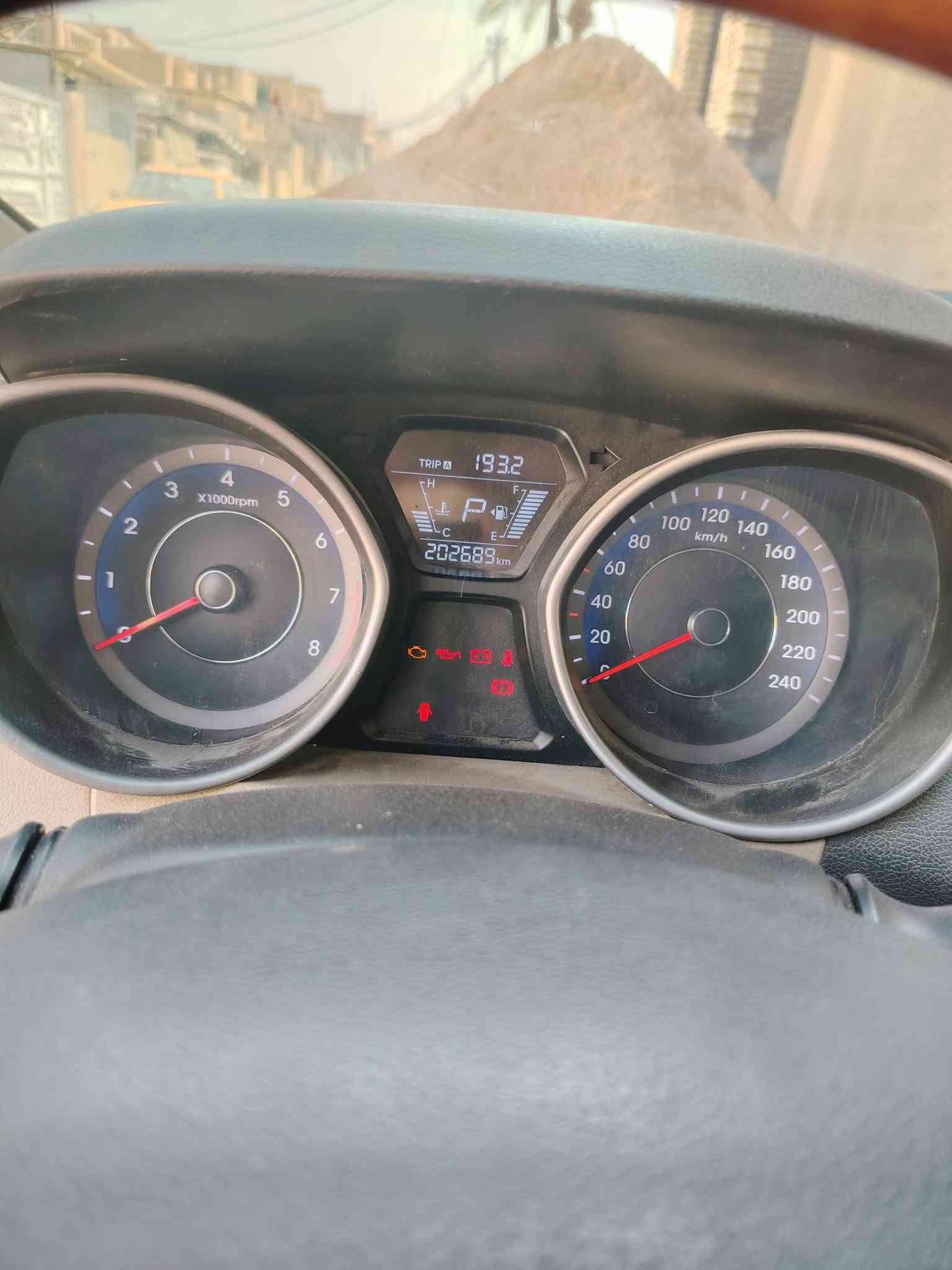 سلام عليكم النترا خليجي 2015 نص فول السعر 120$وبيه.مجال تحكمات ستيرن فتحه سقف وقطعتين تبريد والخ بيه جاملغ ايسر جهه السايق مصبوغ و بارد بدايه البنيد المكان بغداد الشرطه الخامسه الرقم ***********
