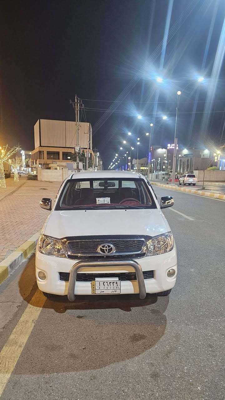 هايلوكس • ٢٠١٠ • كير عادي
