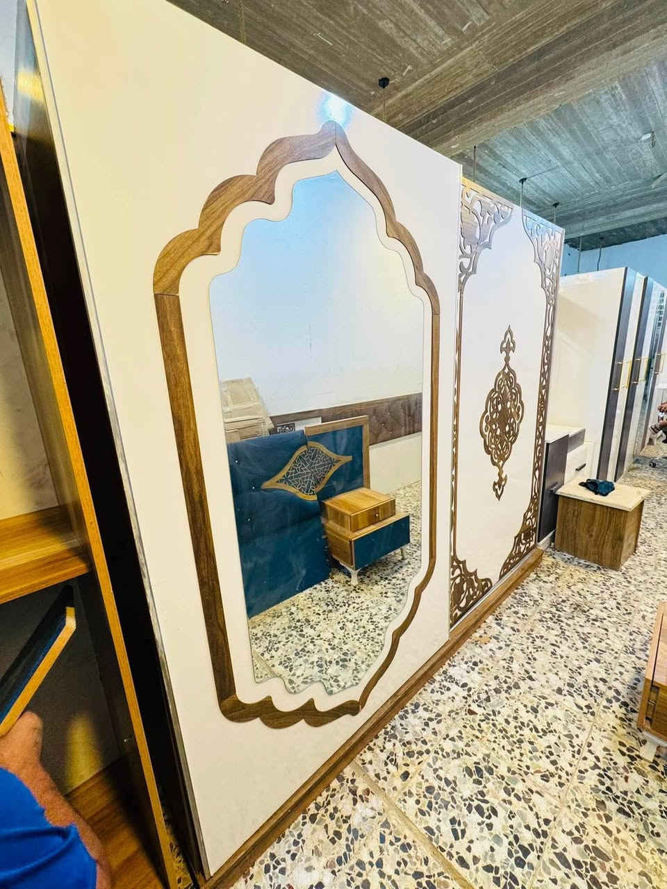 غرفه تركيه للبيع غرفه نوم تركيه 7قطع نظيفه كلش وحلوه سعر 365 مكانها نجف شراي خاص او واتساب 
***********
