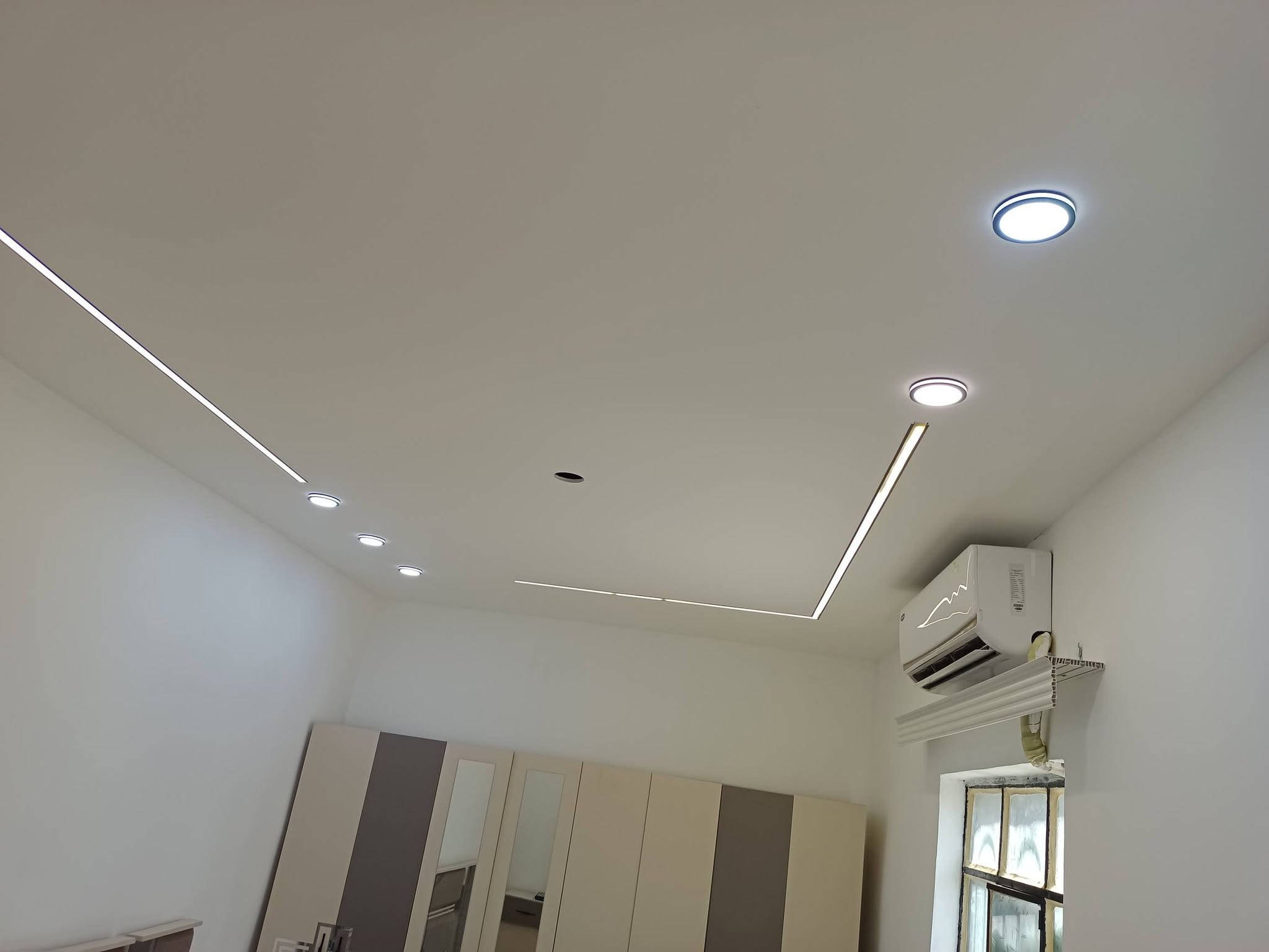دار للبيع ..
📍الموقع .كركوك ممدوده الشارع العريض 

للاستفسار الاتصال ع الرقم التالي 
هـ
***********
